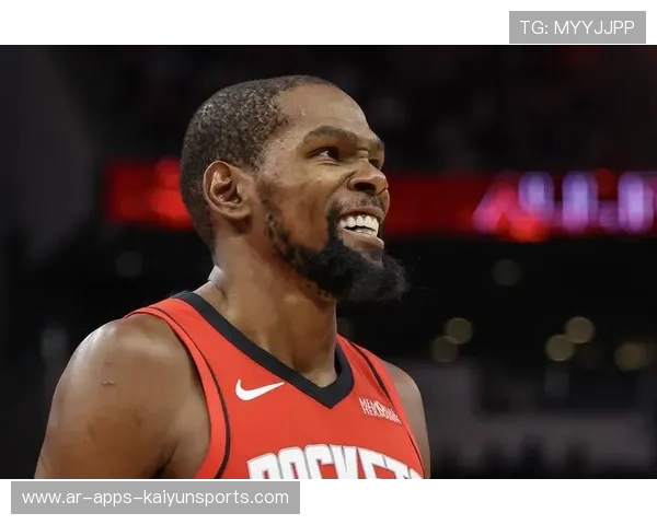 杜兰特“死神”时刻收割雄鹿，三分命中数升至历史第13